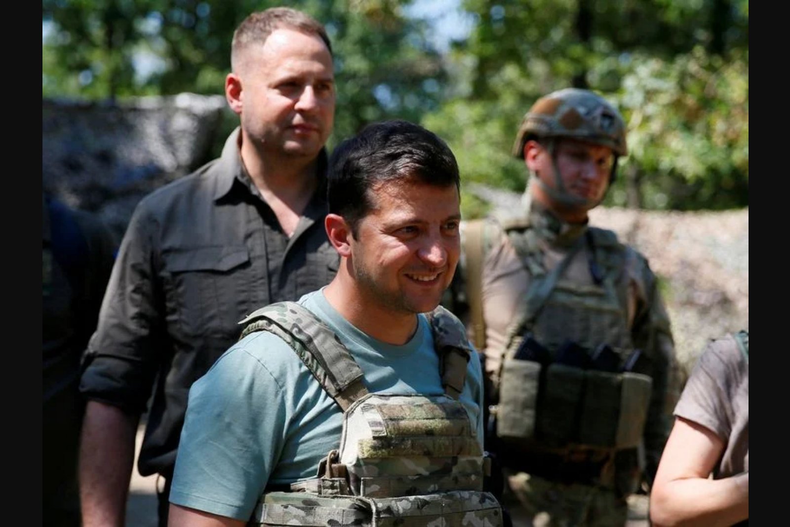 Zelenskiy reiterates alert over possible large-scale Russian strike, urges vigilance