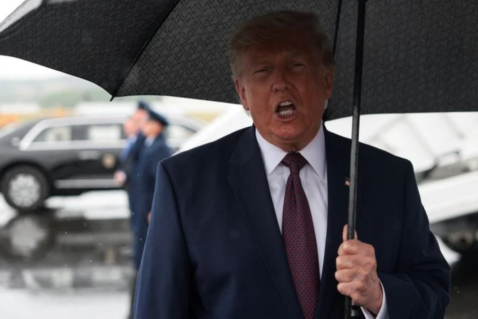 Trump Halts White House Signing of Bipartisan Housing Measure