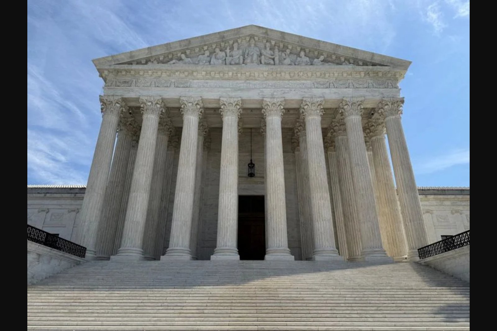 Supreme Court Allows Alabama to Implement Republican-Favored Congressional Map