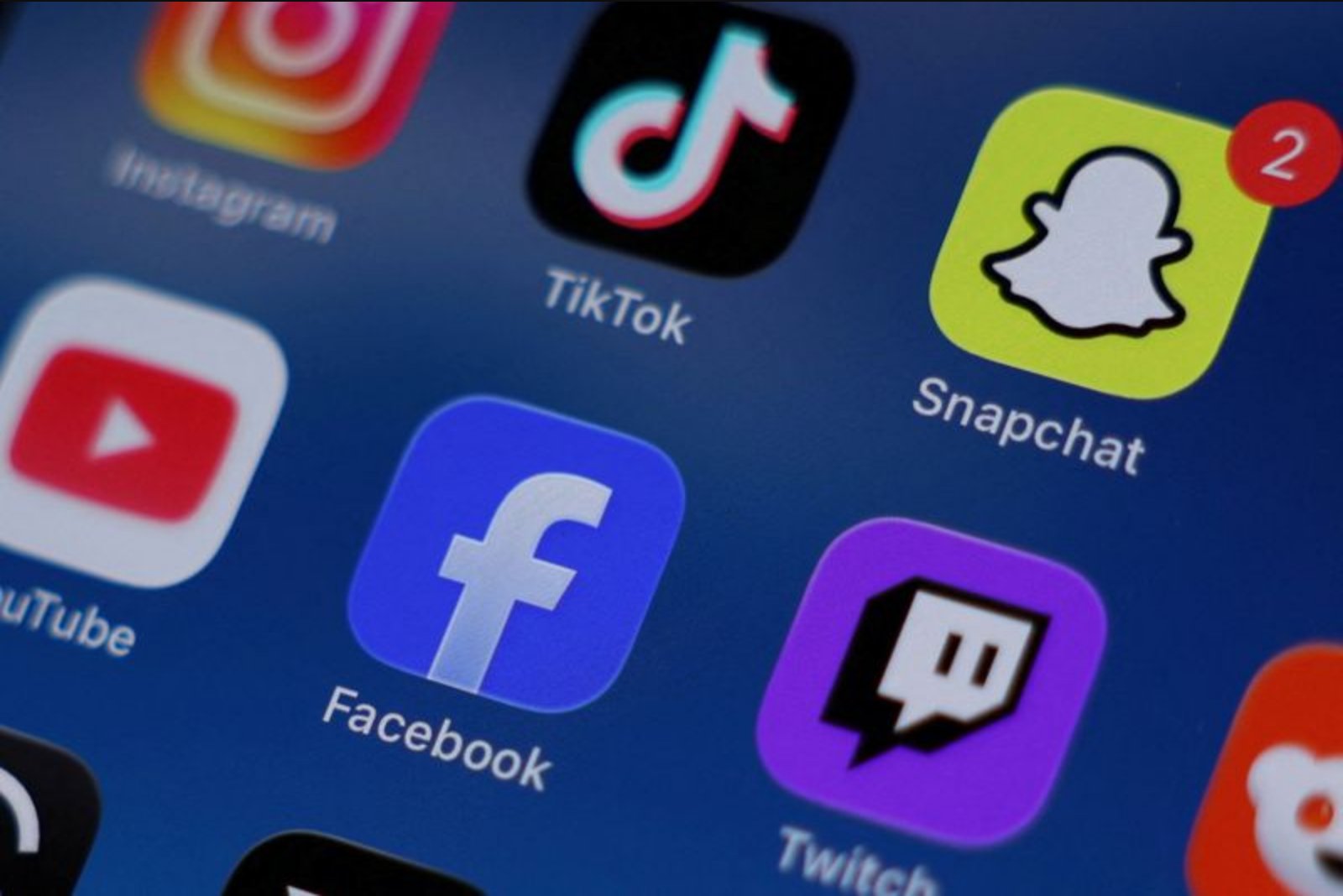 German CDU Proposes 16-Year Minimum Age for Social Media Use